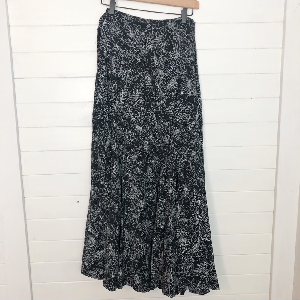 Amur Knox Wrap Floral Skirt Ruffle Black White - Picture 6 of 10